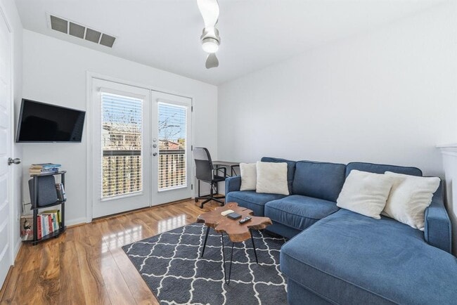 Building Photo - 1817 Carlson Dr