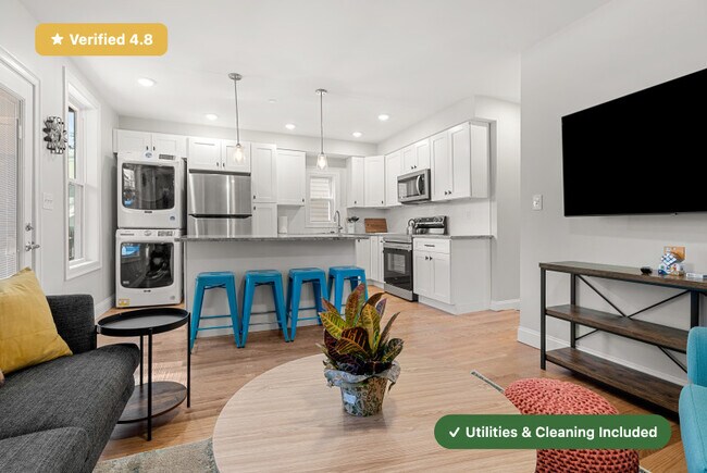 Building Photo - Furnished Private Bedroom in East Boston