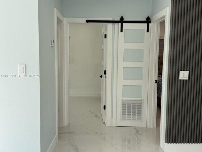 Building Photo - 11805 SW 185th St