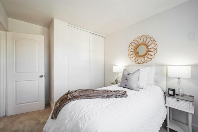 Building Photo - Stunning 3 Bed, 2.5 Bath in Antioch