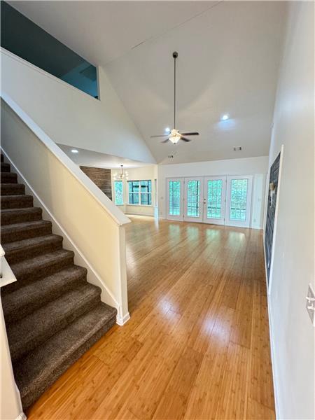 Building Photo - 103 Tahoe Dr