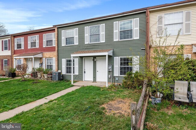 Building Photo - 57 Adams Dr NE