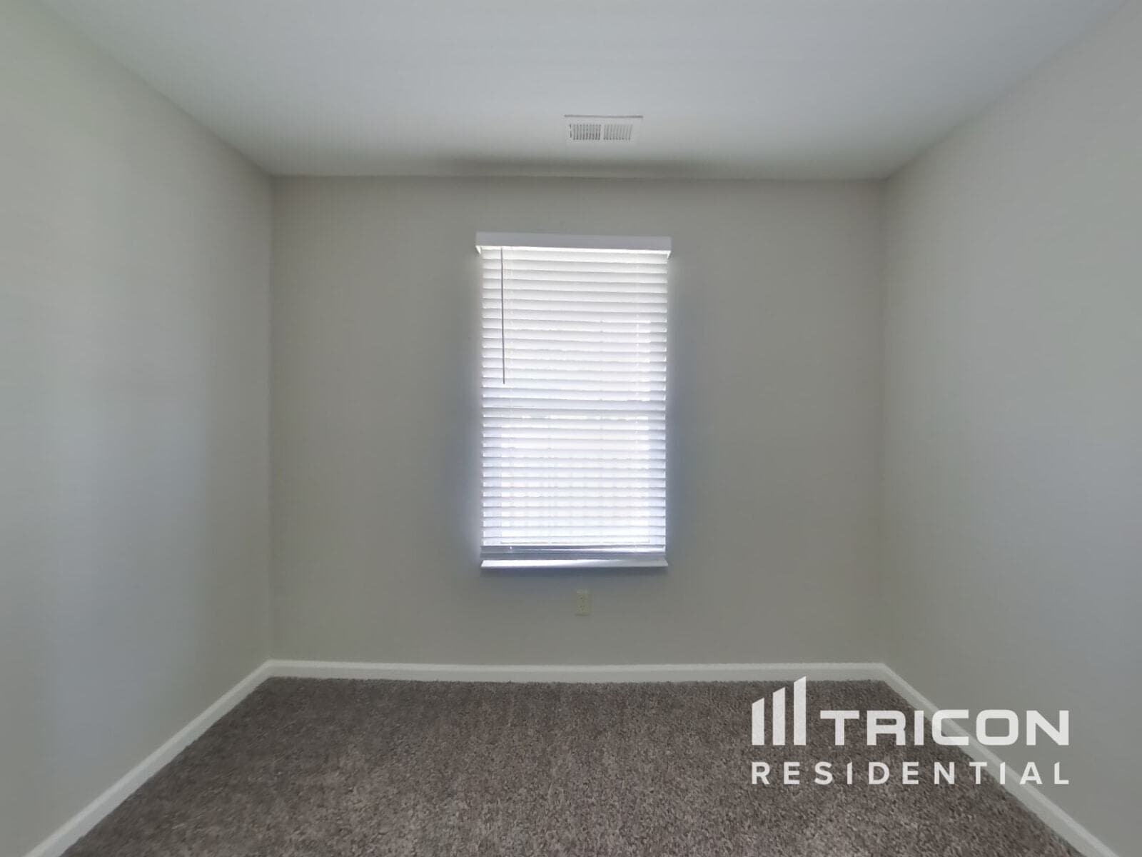 Building Photo - 1267 Niagara Ln