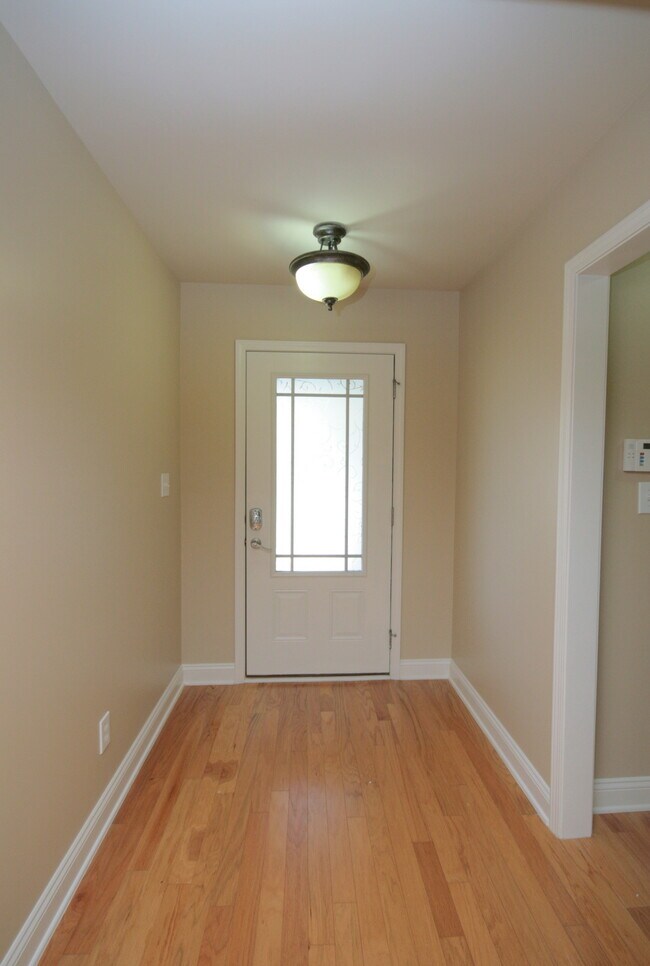 Building Photo - 239 Healey Dr