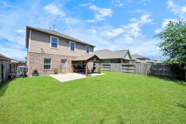 Building Photo - 32655 Timber Point Dr