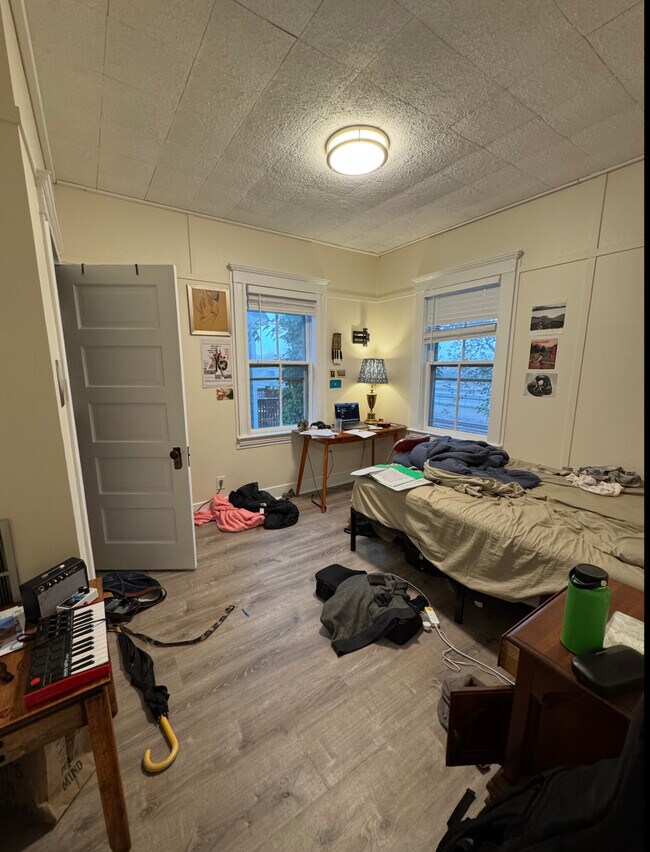 Building Photo - 18 Sawyer Terrace