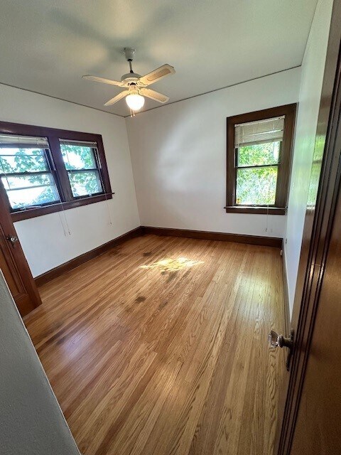 Building Photo - 2328 S 75th St