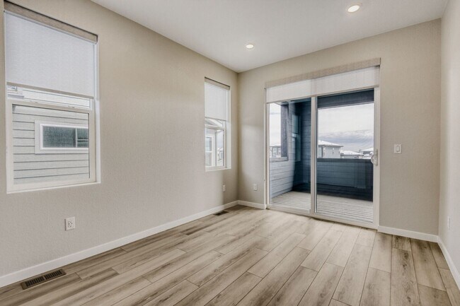 Building Photo - Brand-new residence with an ADU for rent in the highly sought-after Lyric at RidgeGate Lone Tree ...