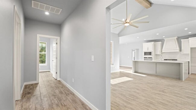 Building Photo - 17857 Salem Rd