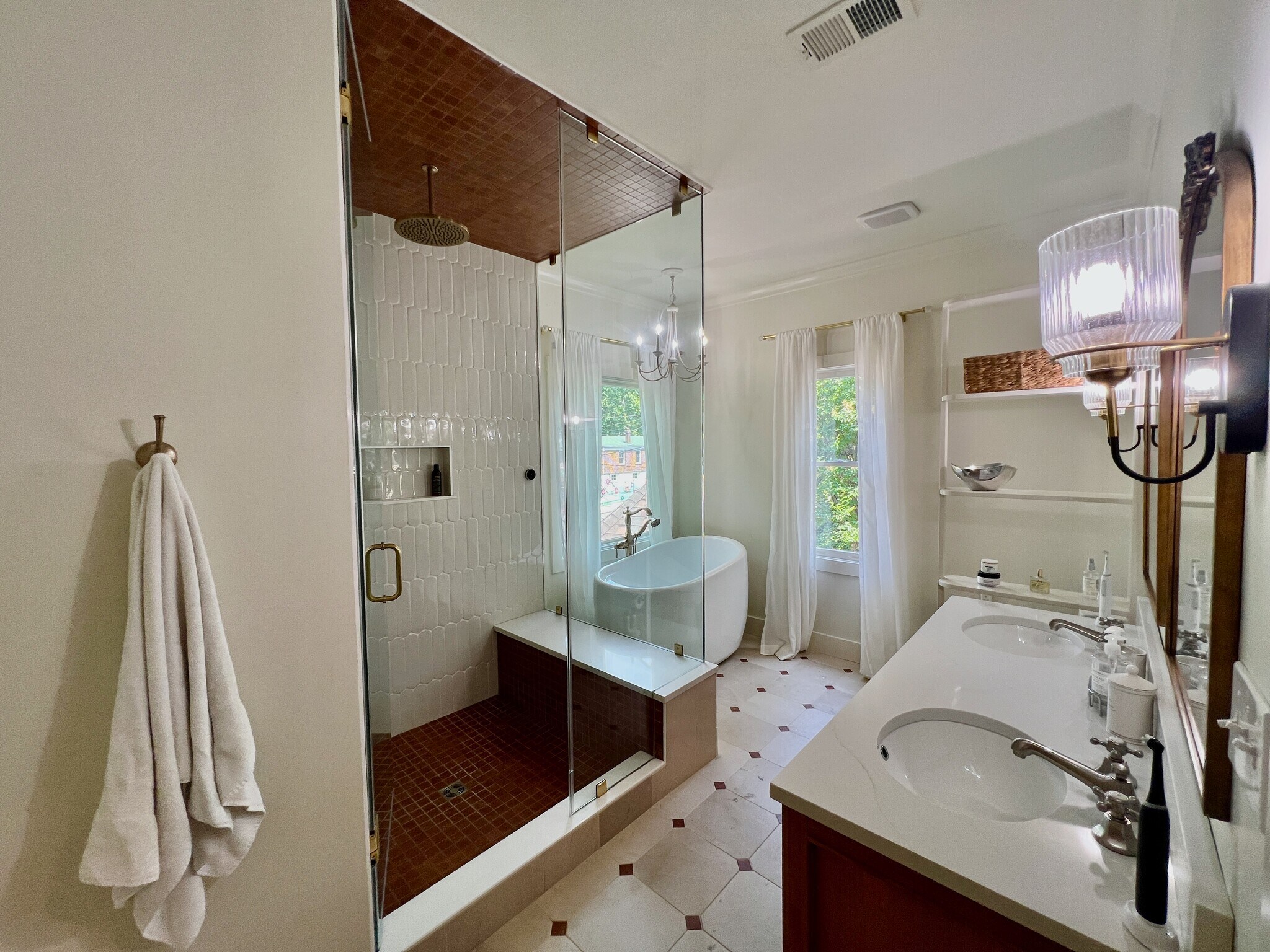 Master Bathroom - 347 Ormond St SE