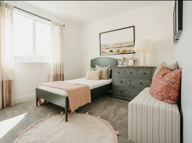 bedroom - 4328 W Rex Peak Way