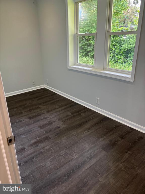 Building Photo - 708 Hartford Ct