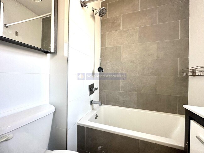 Building Photo - 564 West 189th