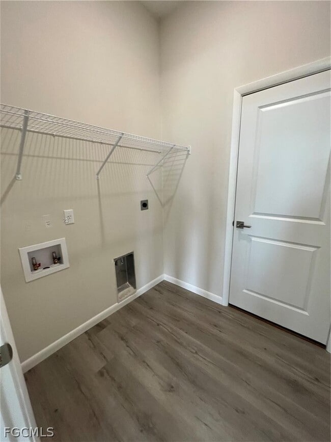 Building Photo - 1088 Saturn Ct