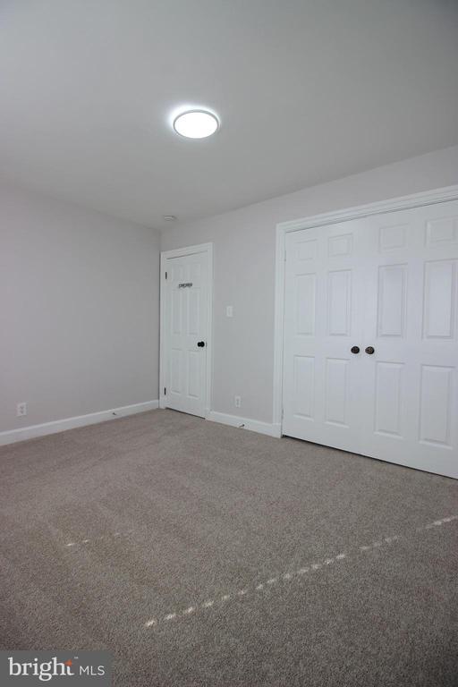 Building Photo - 1218 Eton Ct NW