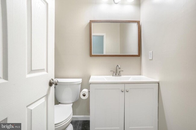 Building Photo - 1339 W Lafayette Ave