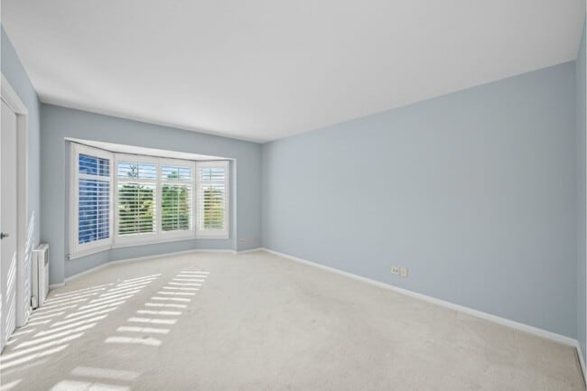 Building Photo - 2300 Windsor Mall