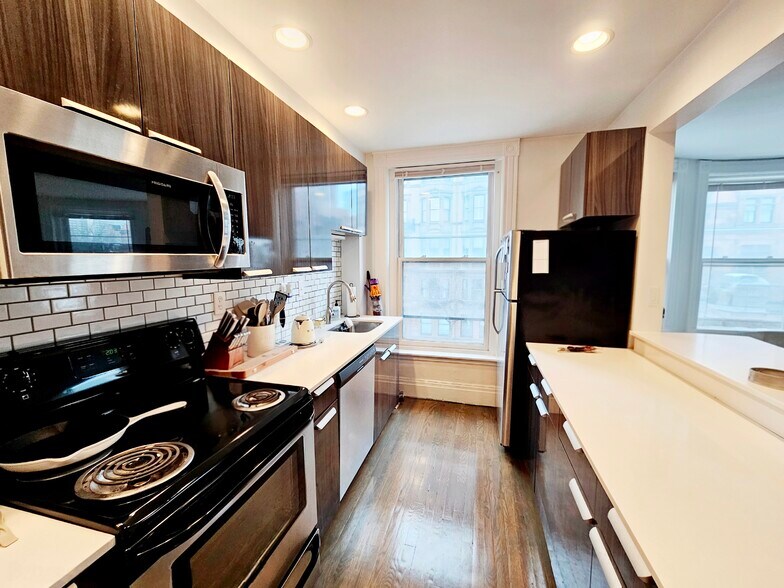 Building Photo - 49 Massachusetts Ave