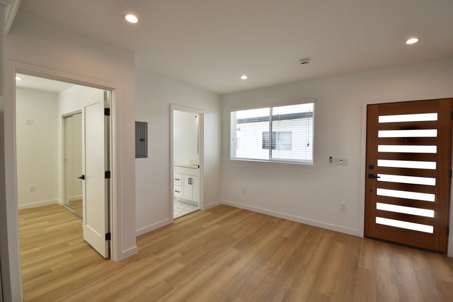 Building Photo - 2683 34th St