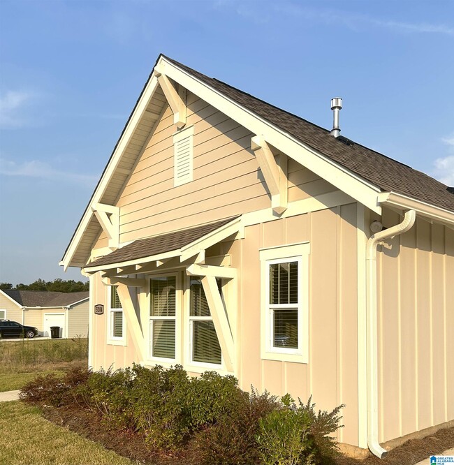 Building Photo - 5204 Simms Rdg