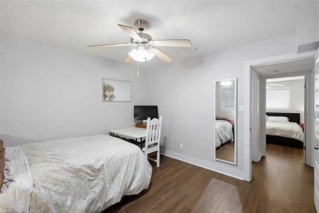 Building Photo - 3815 Guadalupe St