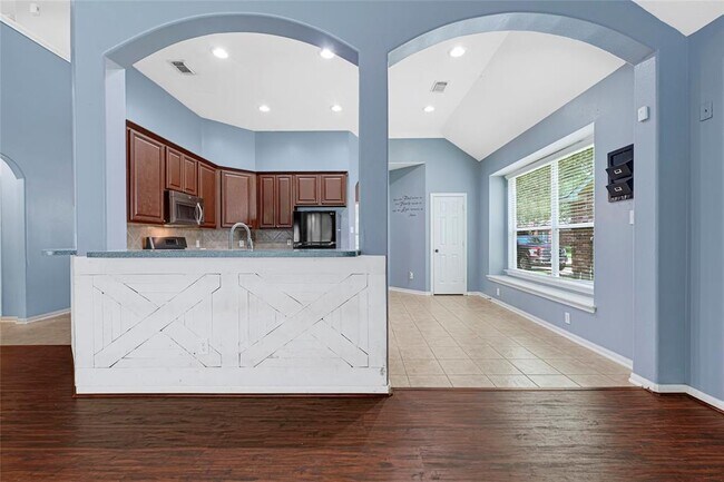 Building Photo - 18314 Wild Lilac Trail