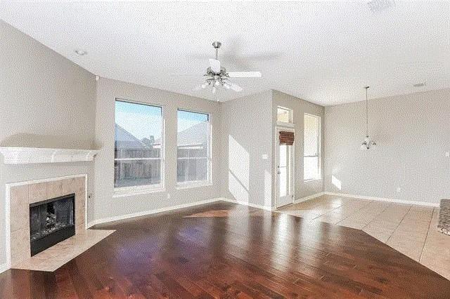 Building Photo - 1027 Fair Oaks Dr