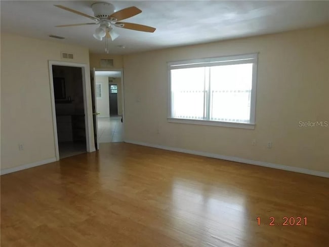 Building Photo - Charming 3-Bedroom Home with Modern Upgrades and Bay Views