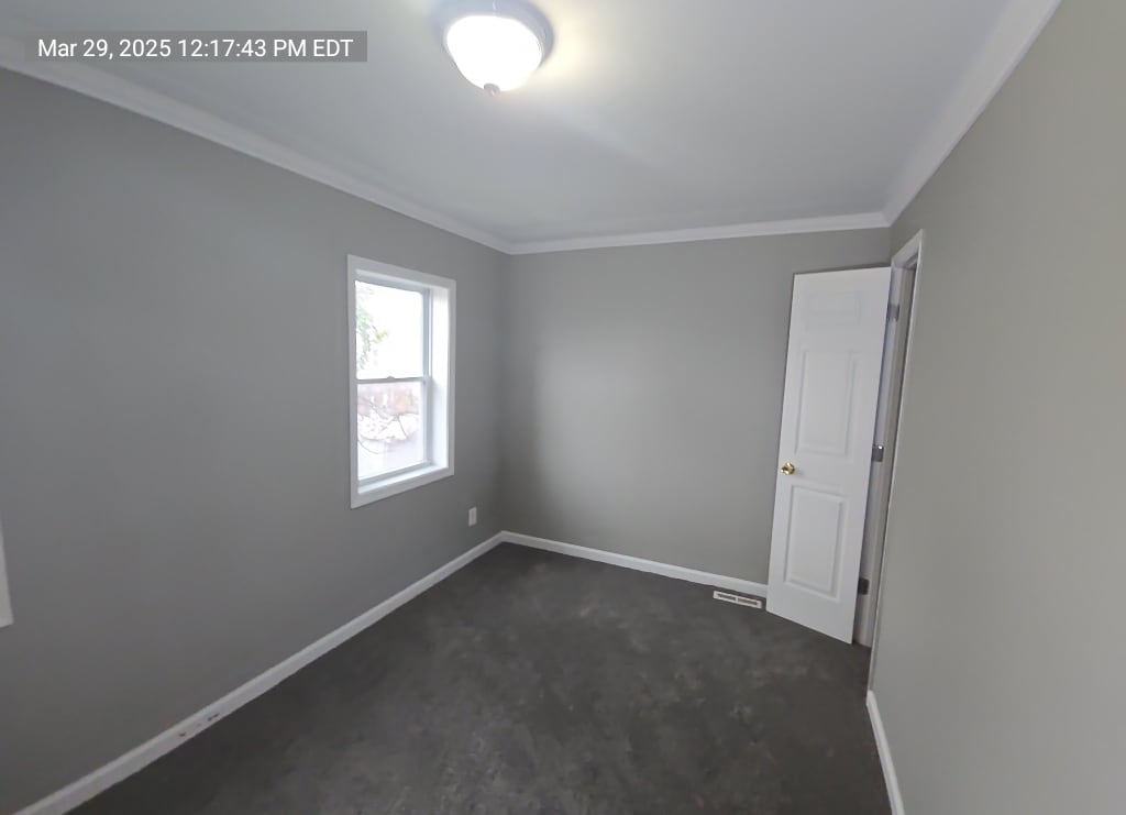 Building Photo - 2112 Sidney Ave
