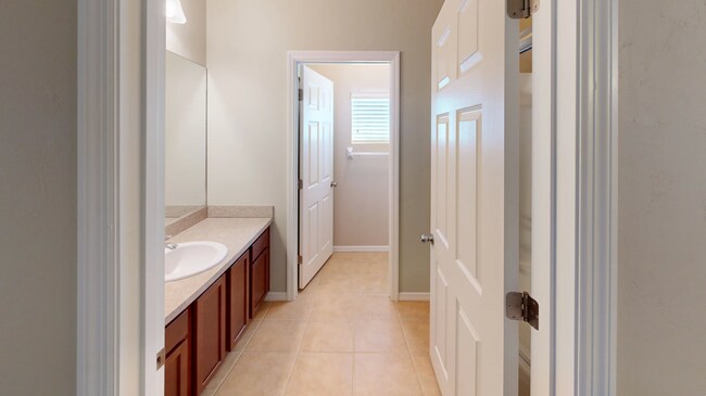 Building Photo - 2555 SW 76th St