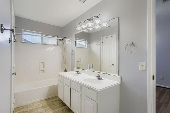 Building Photo - 19311 Bear Meadow Ct