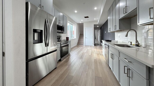 Building Photo - 2526 N 9th St