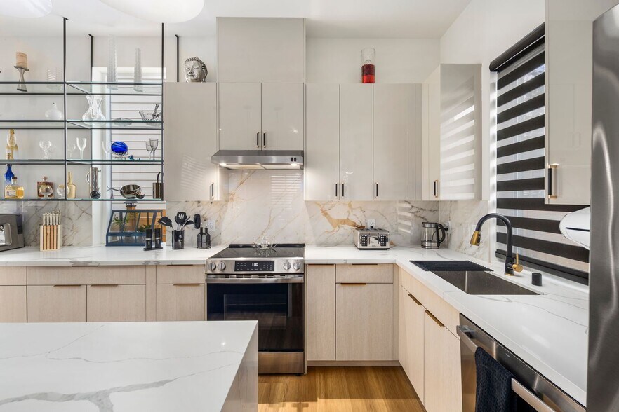 Building Photo - 8455 24th Ave SW