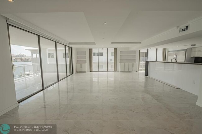 Building Photo - 468 Golden Isles Dr