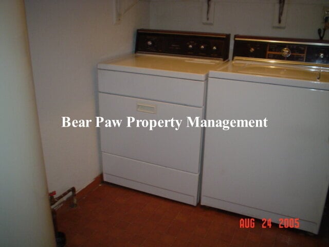 Building Photo - Great 2 bedroom Condo in North Evergreen!!