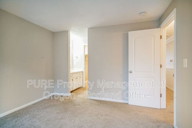 Building Photo - 10449 SW Keri Ct