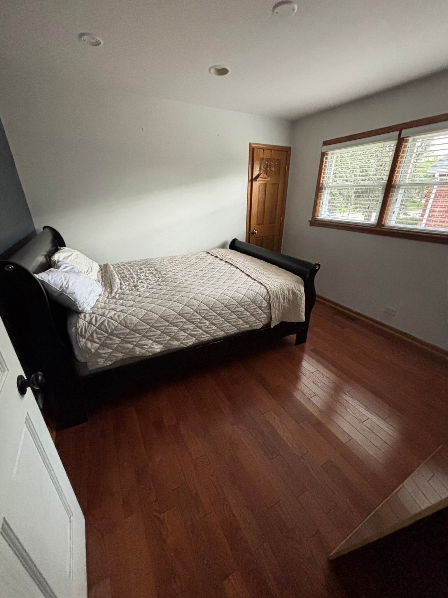 Bedroom 1 - 4605 Prairie Ave