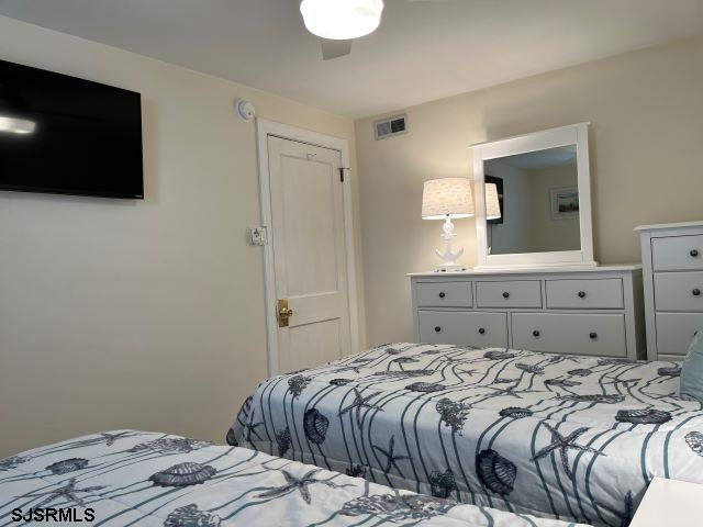 Building Photo - 100 S Richards Ave