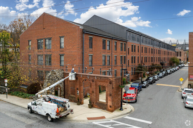Primary Photo - Millrace Condominiums