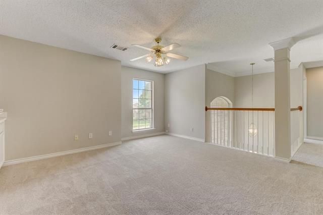 Building Photo - 725 Palm Desert Dr