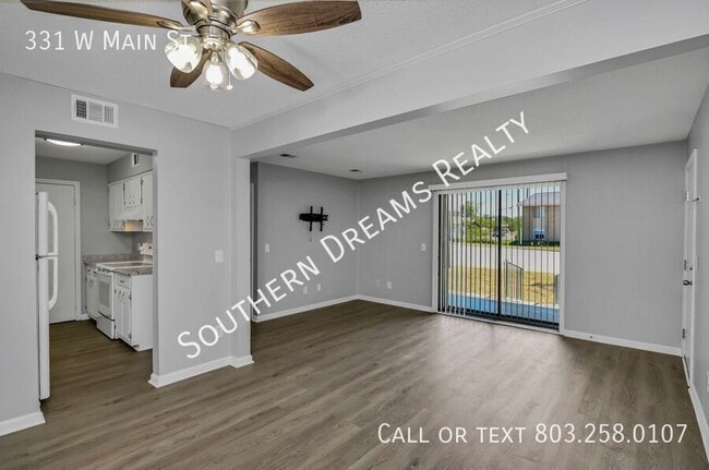 Building Photo - 331 W Main St