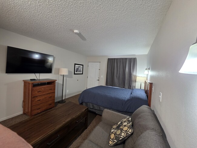 Building Photo - 590 Spruce