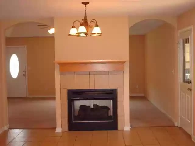 Building Photo - 300 Cleese Ct