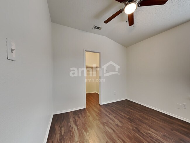 Building Photo - 216 Cornell