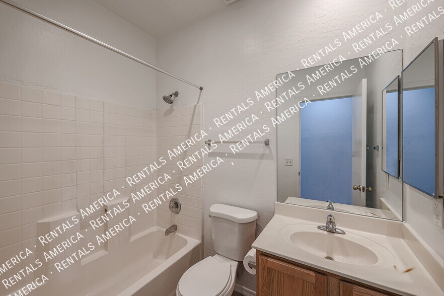 Building Photo - 6837 N 81st Dr