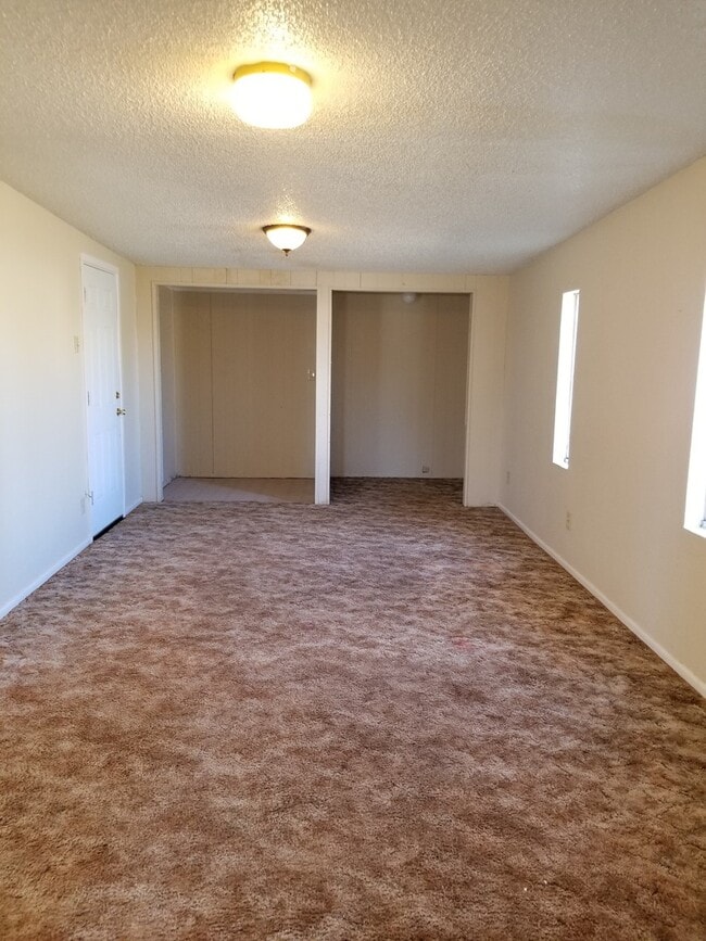Building Photo - 3108 Duckworth Ave