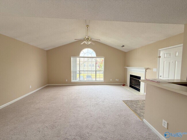 Building Photo - 262 Waters Edge Ln