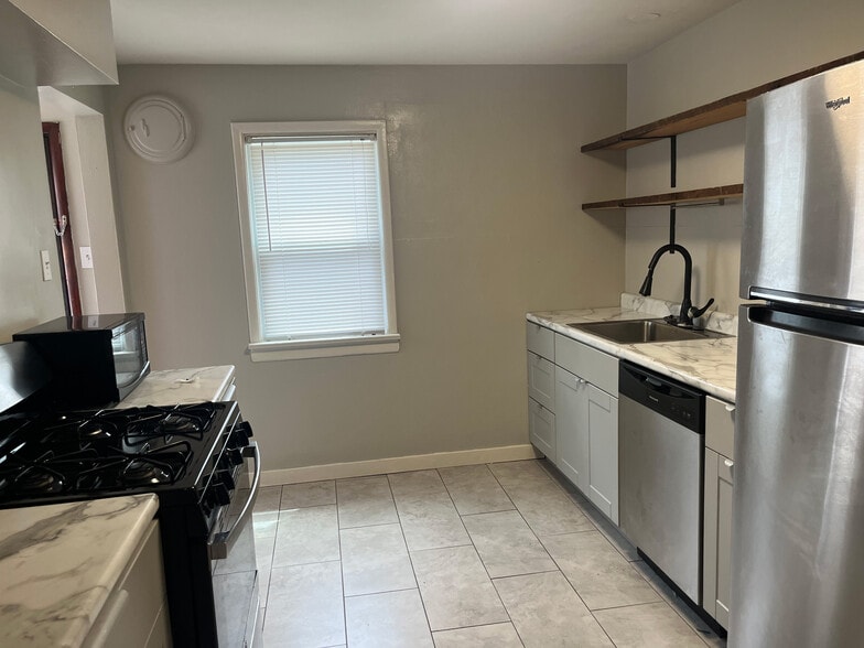 Newly Renovated Kitchen - 7558 Woodland Ave
