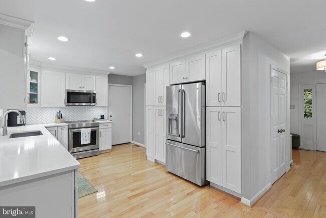 Building Photo - 3366 Taleen Ct