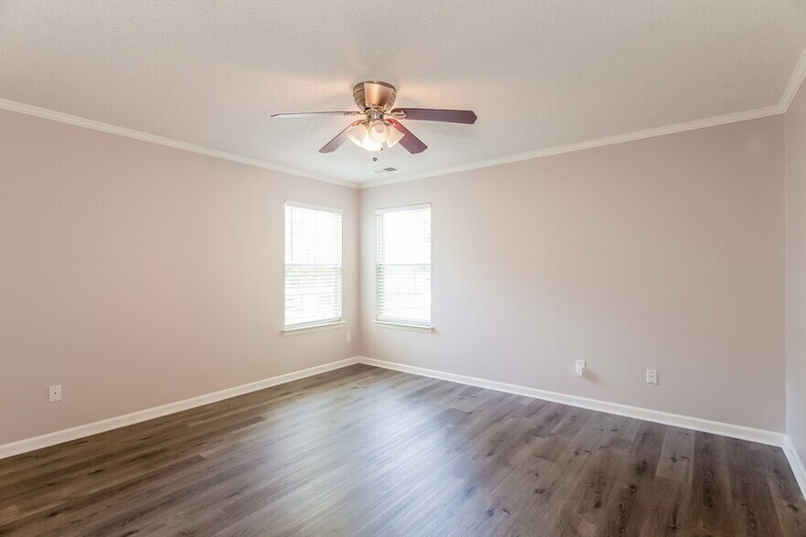 Building Photo - 9517 Bird Watch Ln